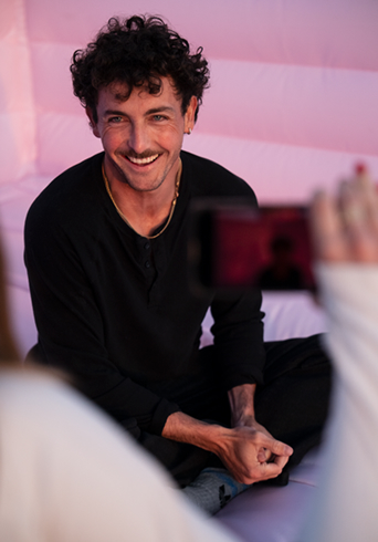 Image gallery marquee